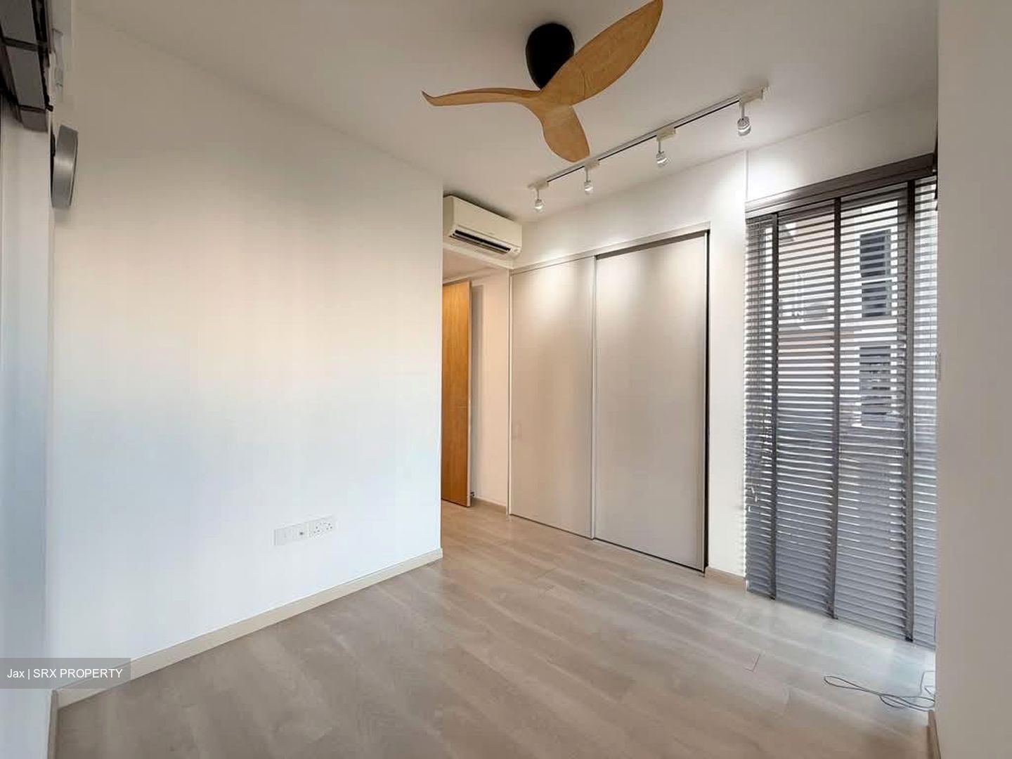 High Park Residences (D28), Apartment #584107761
